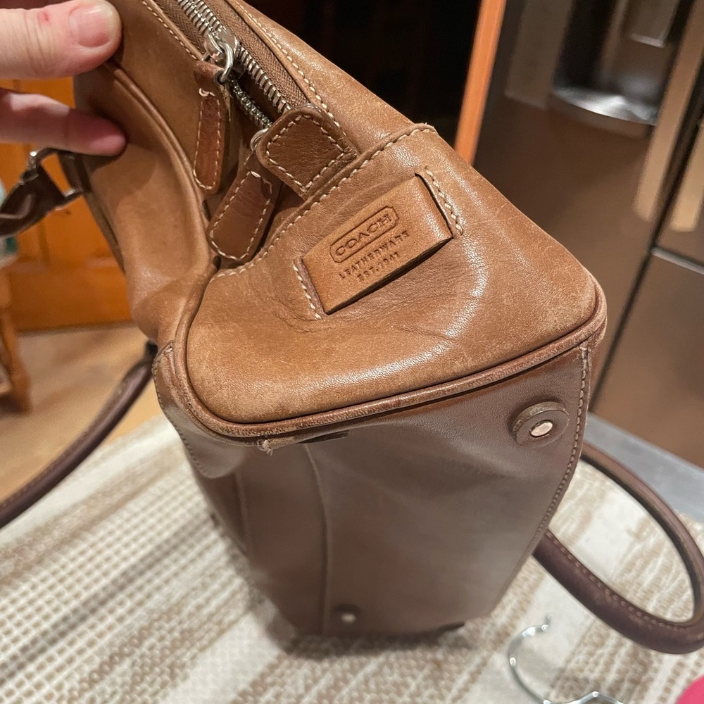 Coach .Brown Leather Handbag - Picture 13 of 16
